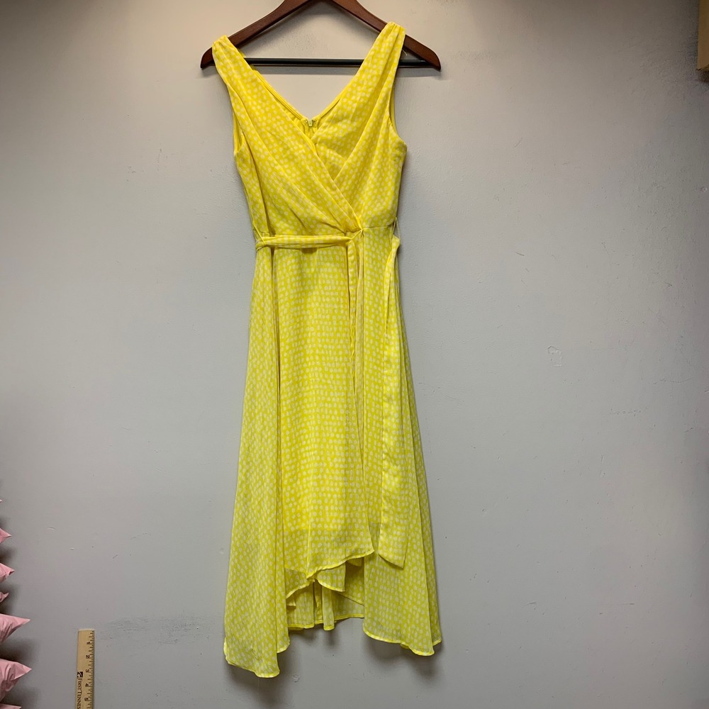 DKNY Midi Dress Women 6 Yellow Excellent Wrap V-Neck Handkerchief Hem Dot Print